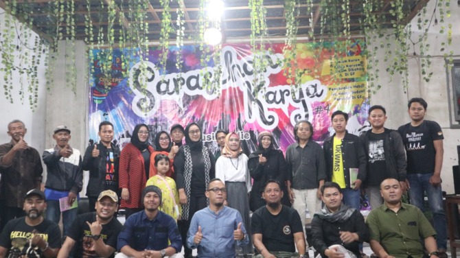 GAYENG: Sarasehan Karya #4 menghadirkan diskusi yang hidup terkait pengembangan industri musik lokal. (ISTIMEWA)
