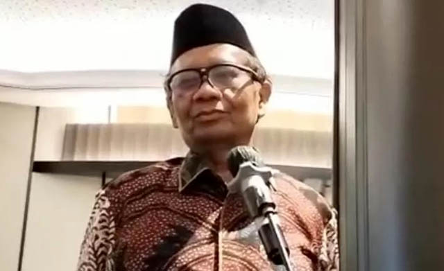 Menteri Koordinator Politik Hukum dan Keamanan Mahfud MD. (Dimas Nur Apriyanto/JawaPos.com)
