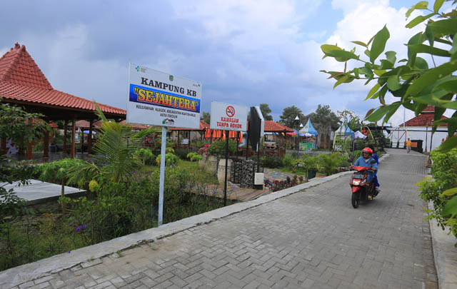 ASRI: Kampung KB Klegen tengah bersaing menjadi yang terbaik se-Indonesia terkait penerapan Kampung KB Sejahtera. (BAGAS BIMANTARA/JAWA POS RADAR MADIUN)