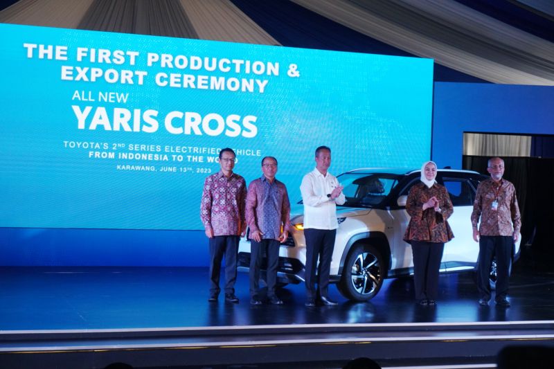 DIEKSPOR: Toyota All New Yaris Cross saat diperkenalkan ke publik. (ANTARA)
