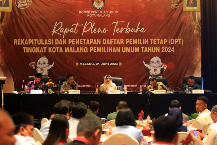 Rapat pleno KPU Kota Malang menetapkan DPT 2024.
