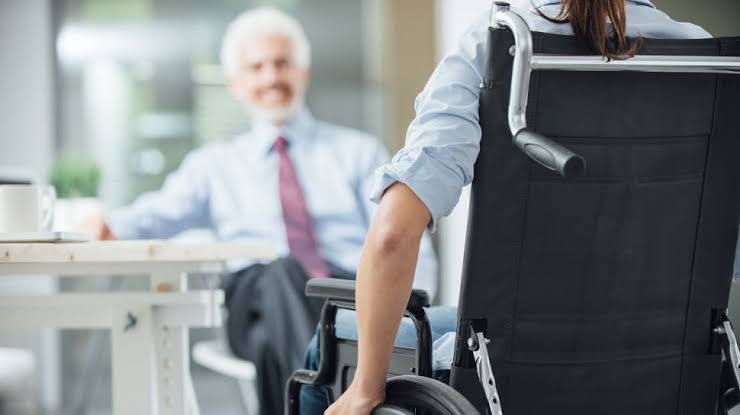 ilustrasi penyandang disabilitas di tempat kerja