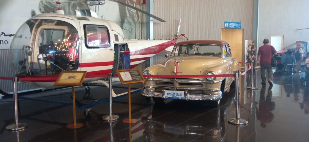 BERSEJARAH: Mobil dan helikopter koleksi Museum Angkut dulu pernah dipakai Presiden Soekarno.