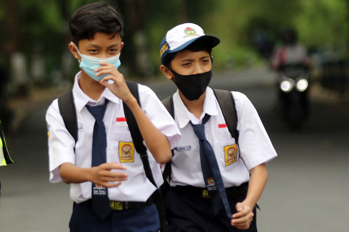 Ilustrasi siswa SMP di Malang.