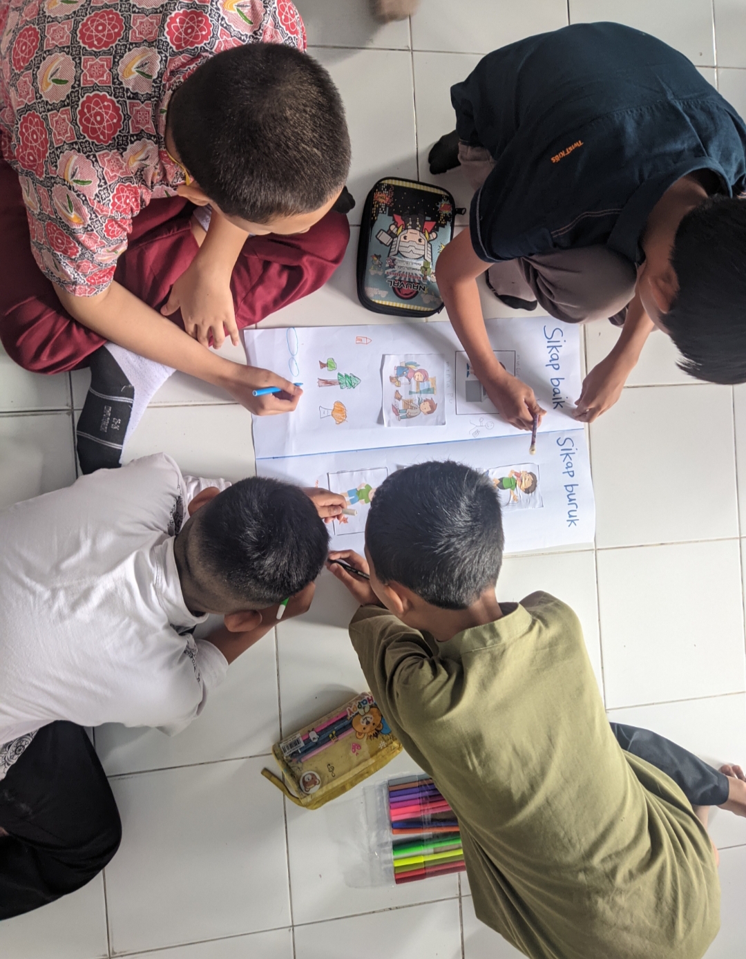 Sebagai sekolah inklusi, lembaga Insan Permata menerima anak-anak luar biasa dengan kebutuhan khusus