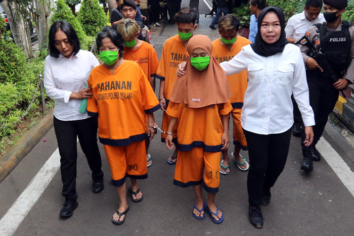 Tersangka TPPO di Malang yang tertangkap. Beberapa korbannya adalah remaja putri di bawah umur.