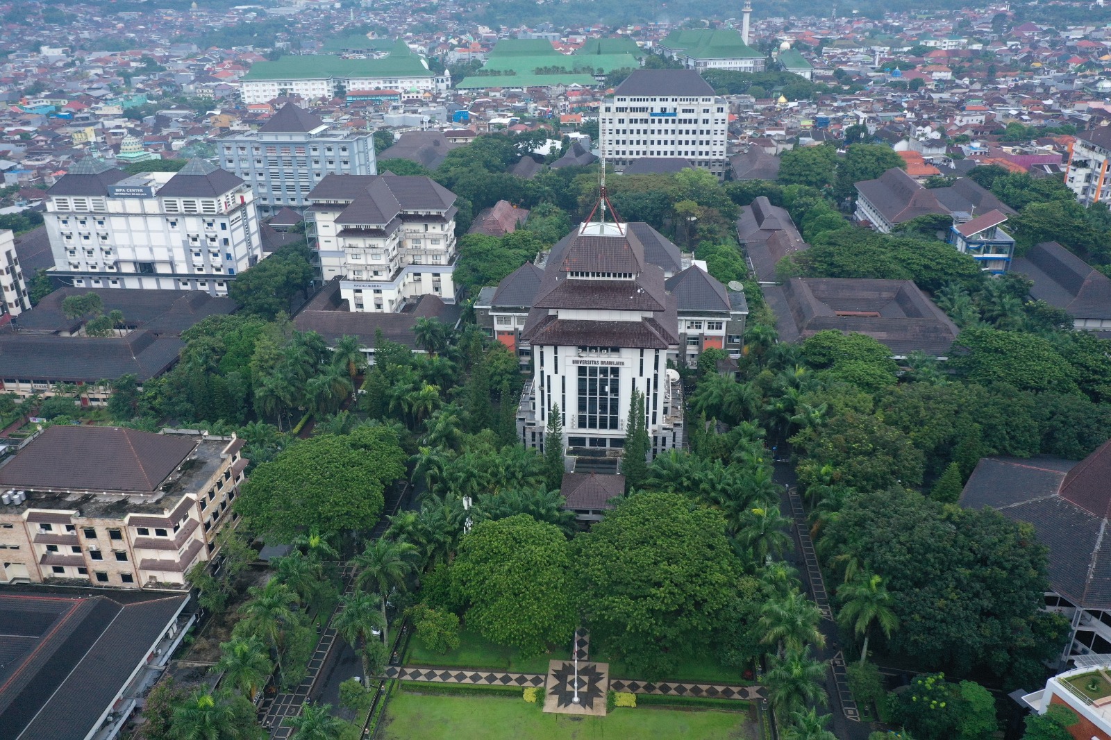 KOTA PENDDIIKAN: Pendidikan menjadi salah satu faktor penentu dalam Indeks Pembangunan Manusia (IPM), saat ini skor harapan lama pendidikan setara dengan diploma 3.