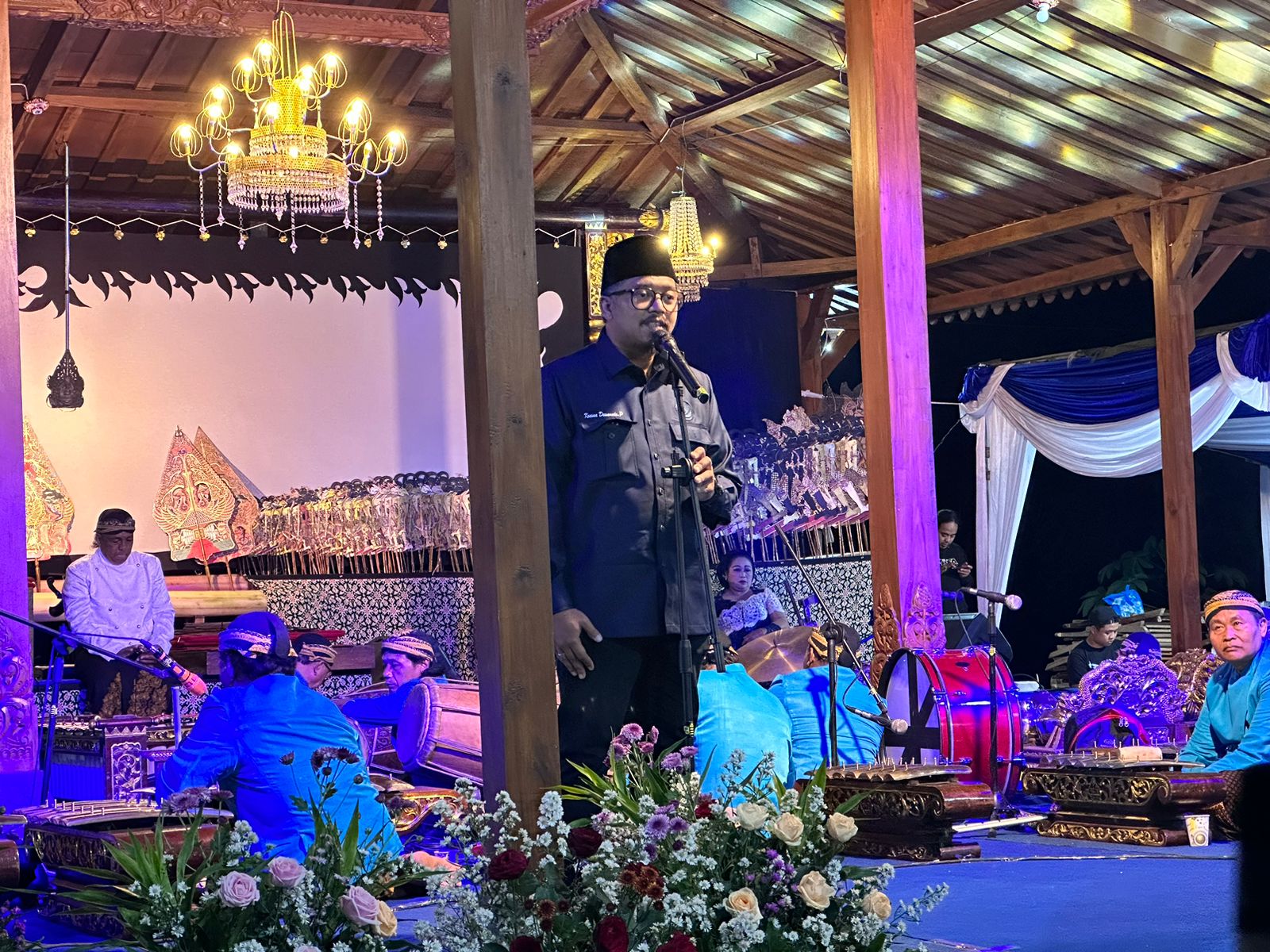 Kresna Dewanata Phrosakh, Anggota DPR RI fraksi Nasdem dapil Malang Raya.