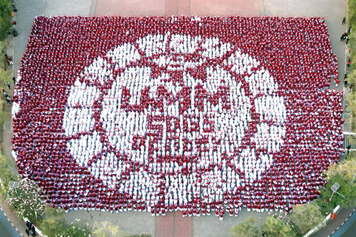 Flashmob Universitas Muhammadiyah Malang mengusung tema utama SDGs