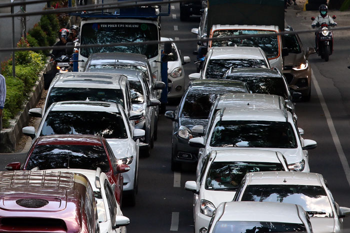 Macet di Jalan Ahmad Yani, Kecamatan Blimbing Kota Malang