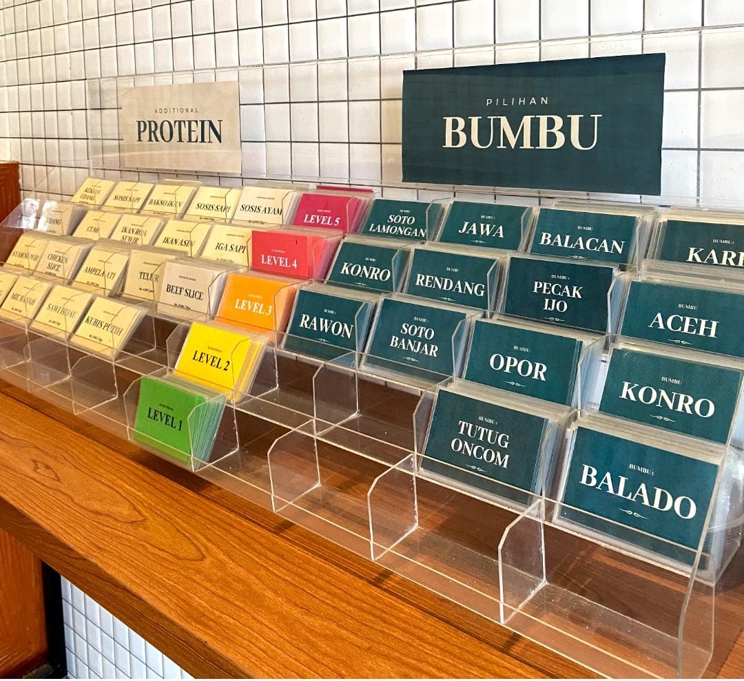 Pilihan menu di Shou Kopitiam X Nasi Goreng Nenek Mojang.