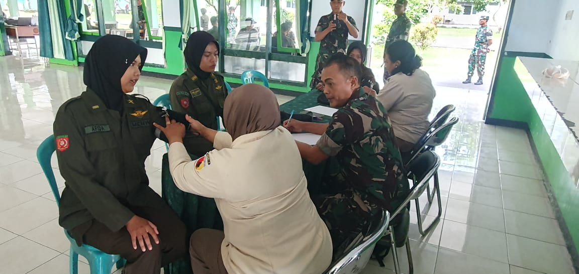 Kontingen menwa dari Universitas Pancasakti Tegal menjalani pemeriksaan&nbsp;kesehatan