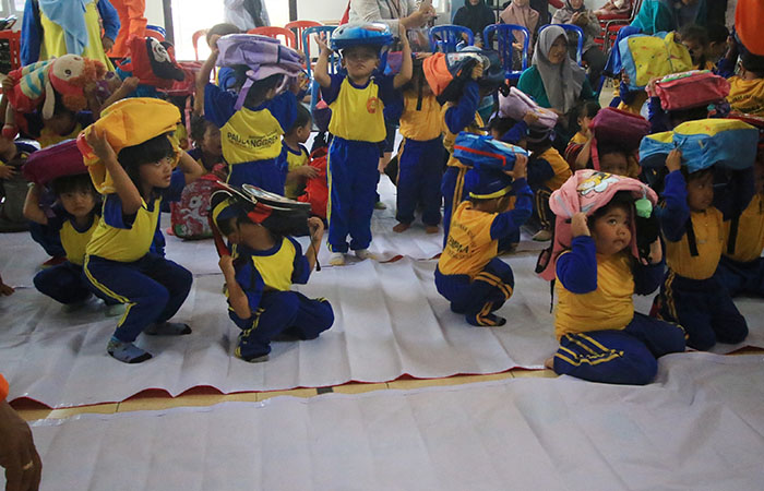 Siswa PAUD Kota Malang menjalani pelatihan mitigasi bencana