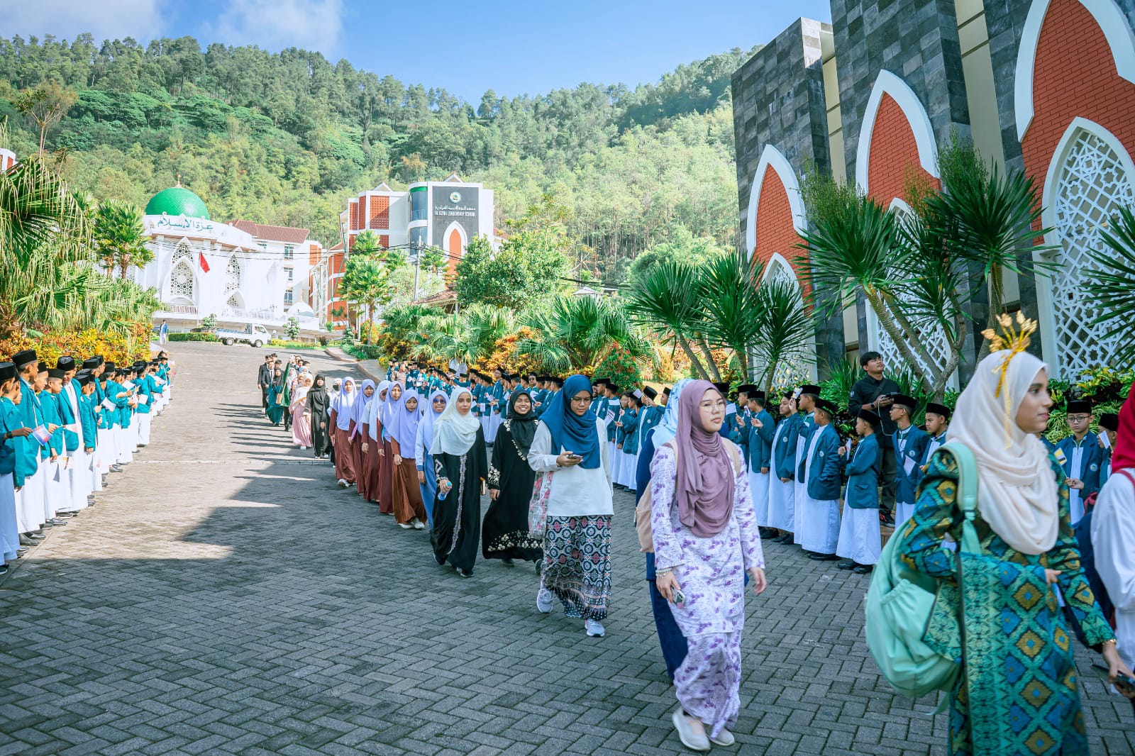 BERLOMBA: Para peserta ASEAN Youth Muslim Competition (AYMC)  2023 datang dari negara-negara ASEAN.