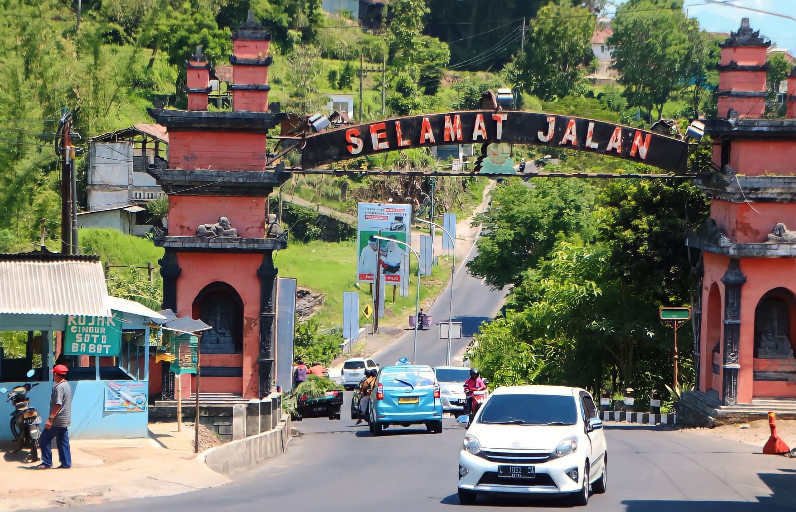 BERBAHAYA: Jalur yang curam  di Jurang Susuh yang berada di perbatasan di Desa Giripurno, Kota Batu dengan Desa Tawangargo, Karangploso, Kabupaten Malang ini kerap memakan korban.