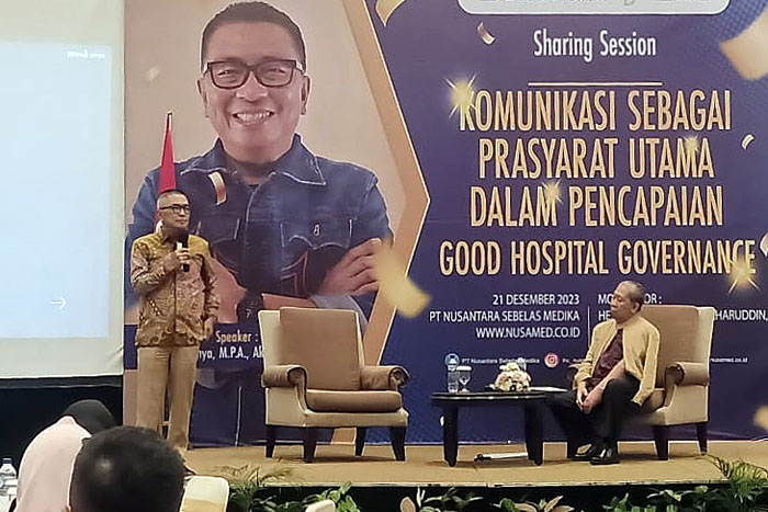 Helmi Yahya dalam sharing session bersama PT Nusantara Sebelas Medika di Santika Hotel