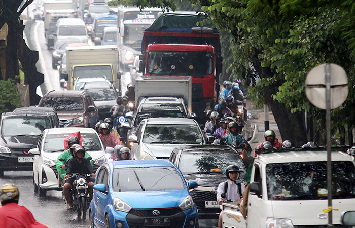 Kepadatan arus kendaraan di Malang saat libur Natal. Wisatawan diprediksi akan membeludak lagi pada akhir tahun 2023