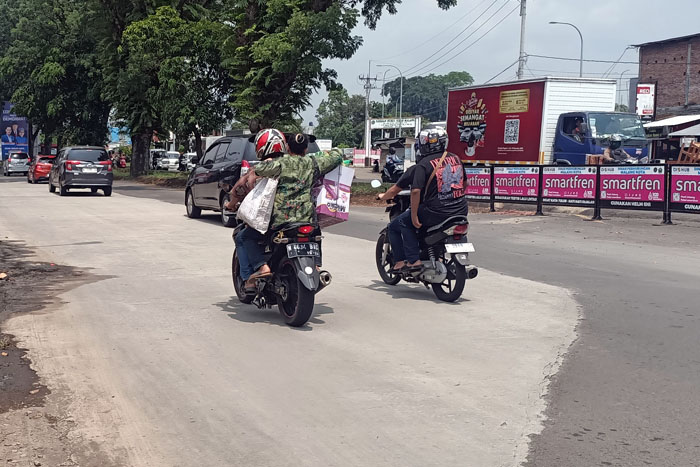 Eks lahan cucian mobil gerbang tol Madyopuro yang telah dicor.