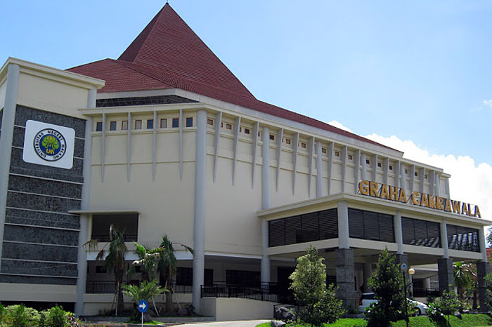 Graha Cakrawala Universitas Negeri Malang. UM membuka PMB untuk para aktivis sekolah
