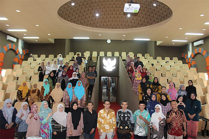 Fakultas Ilmu Sosial dan Ilmu Politik (FISIP) Universitas Brawijaya (UB) sukses menggelar seminar dan workshop bertema "Perempuan Menuju Parlemen" pada Rabu (24/1/2024).