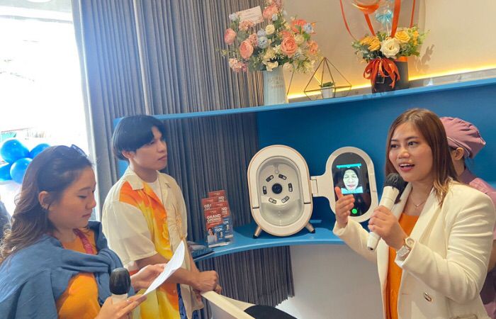 Klinik kecantikan Emdee Easy resmi buka di Kota Malang pada Selasa (23/1) lalu.