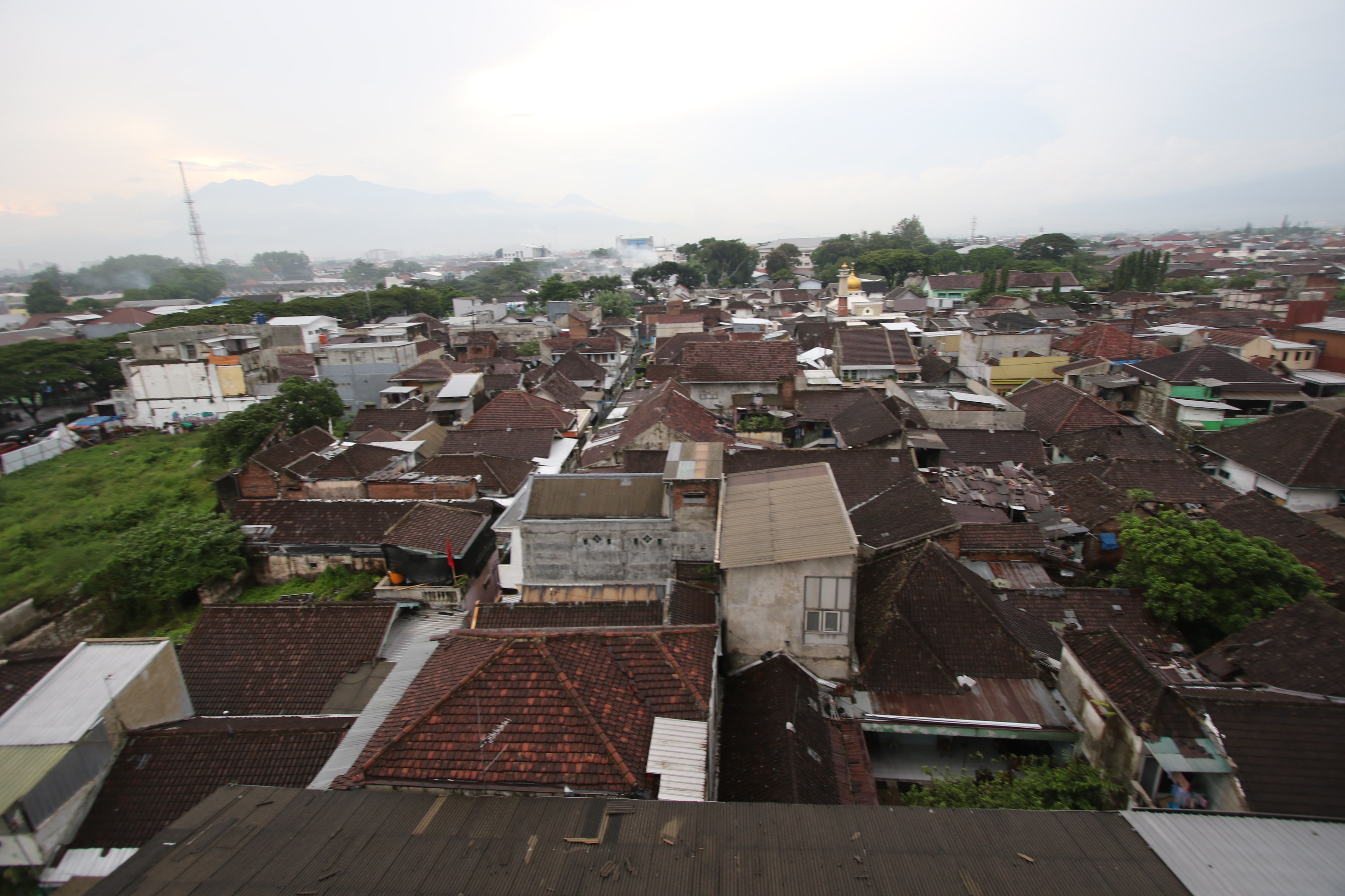 PENDAPATAN: Semua tanah dan bangunan milik warga wajib membayar Pajak Bumi dan Bangunan (PBB) ke pemerintah.