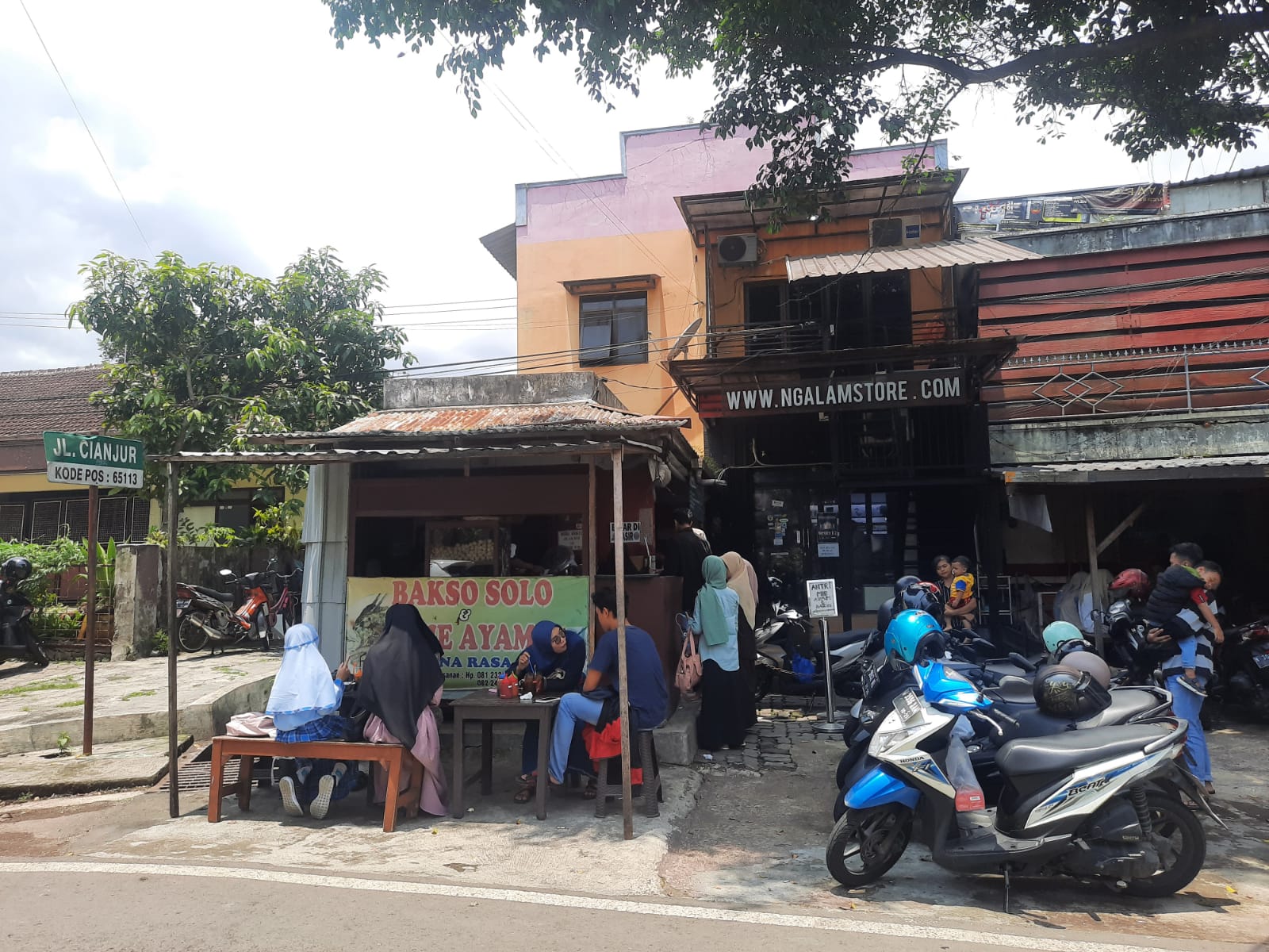 Mie Ayam Nina Rasa. (Muhammad Yusuf/Radar Malang)