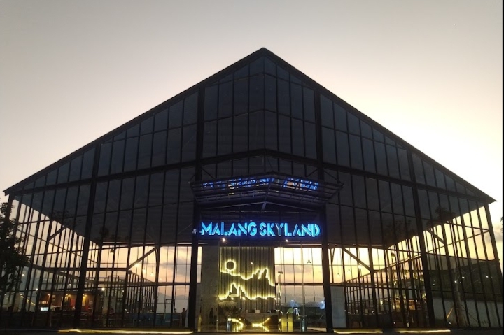 Tampak Depan Malang Skyland. (Istimewa)