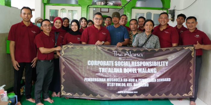CSR The Alana Hotel Malang bersih masjid