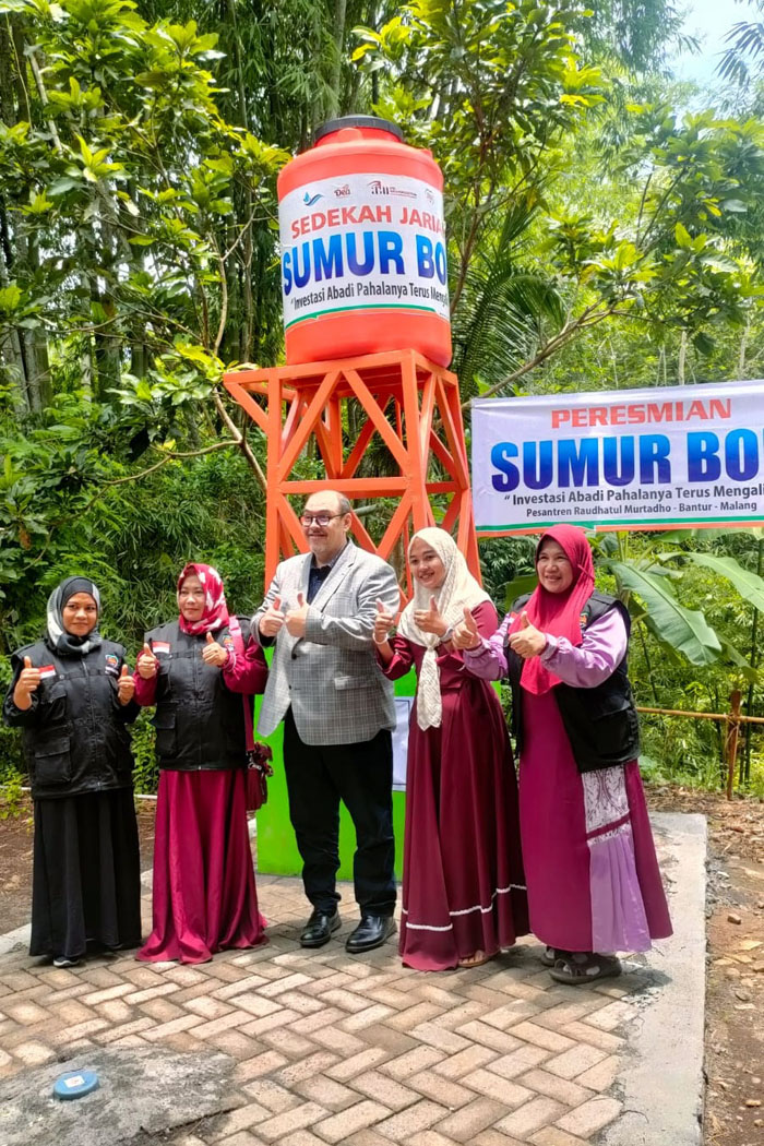 Sumur bor semain diresmikan di Ponpes Raudhatul Murtadho Desa Pringgodani Kecamatan Bantur