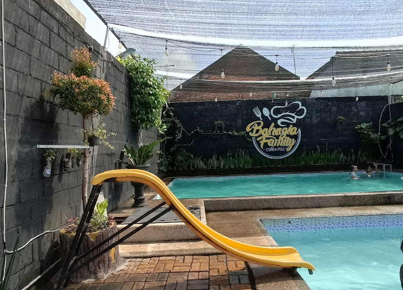 [Bahagia Family Caffe & Pool]