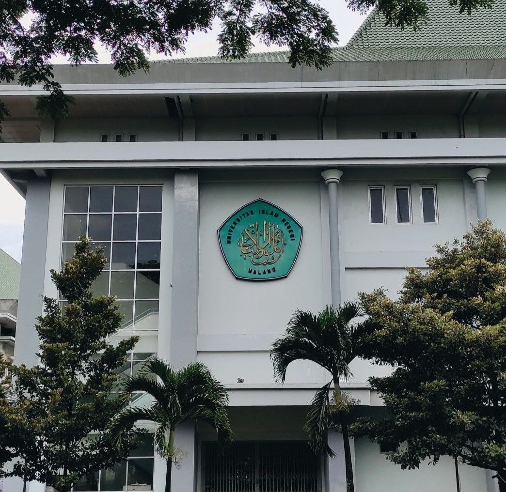Ilustrasi gedung UIN Maulana Malik Ibrahim Malang. (Pinterest)