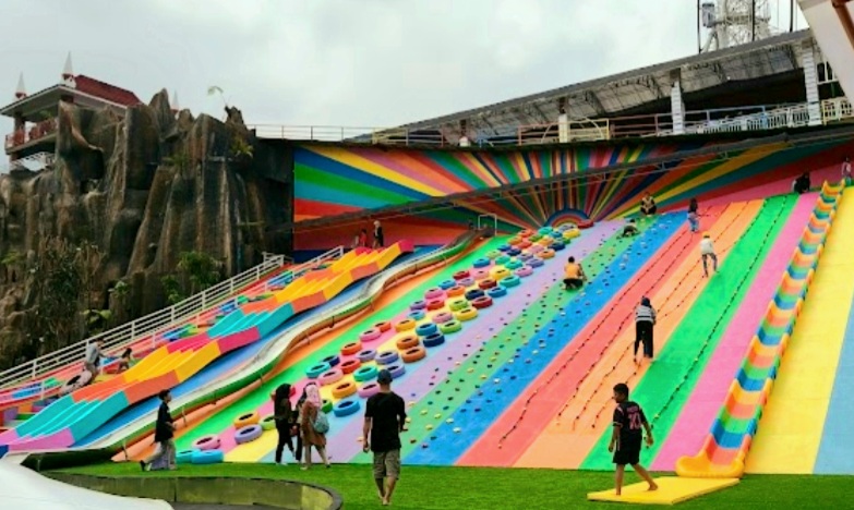 Kids Zone Playground San Terra De Laponte Pujon_Istimewa