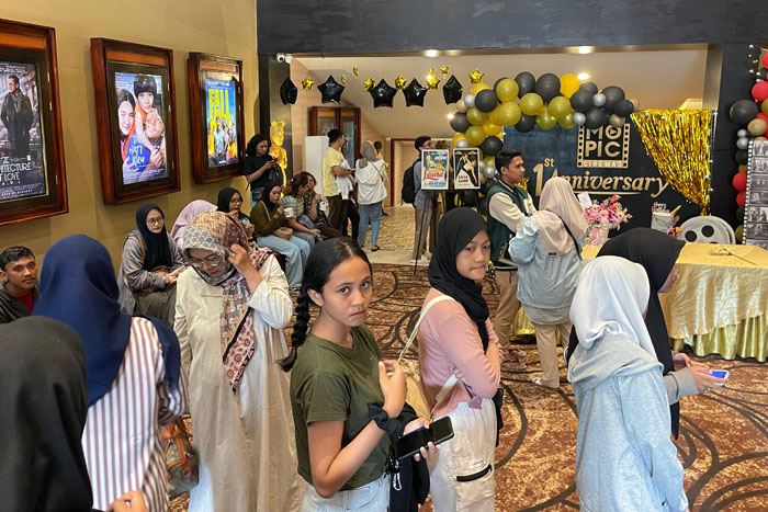 Antrean pengunjung di Mopic Malang pada peringatan HUT ke-1 kemarin.