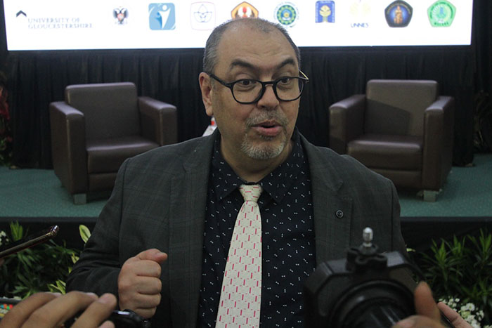 Pimpinan STIE Malangkucecwara Bunyamin PhD