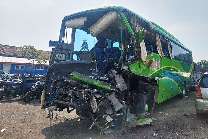 Bus kecelakaan yang ditumpangi rombongan SMP 1 PGRI Wonosari Malang