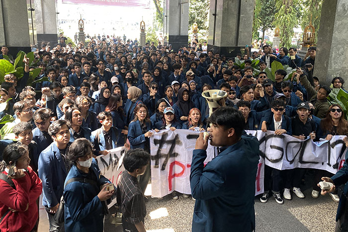 Mahasiswa pergerakan di UB akan membuat aksi yang lebih besar bila tuntutan soal penurunan UKT tidak terjawab