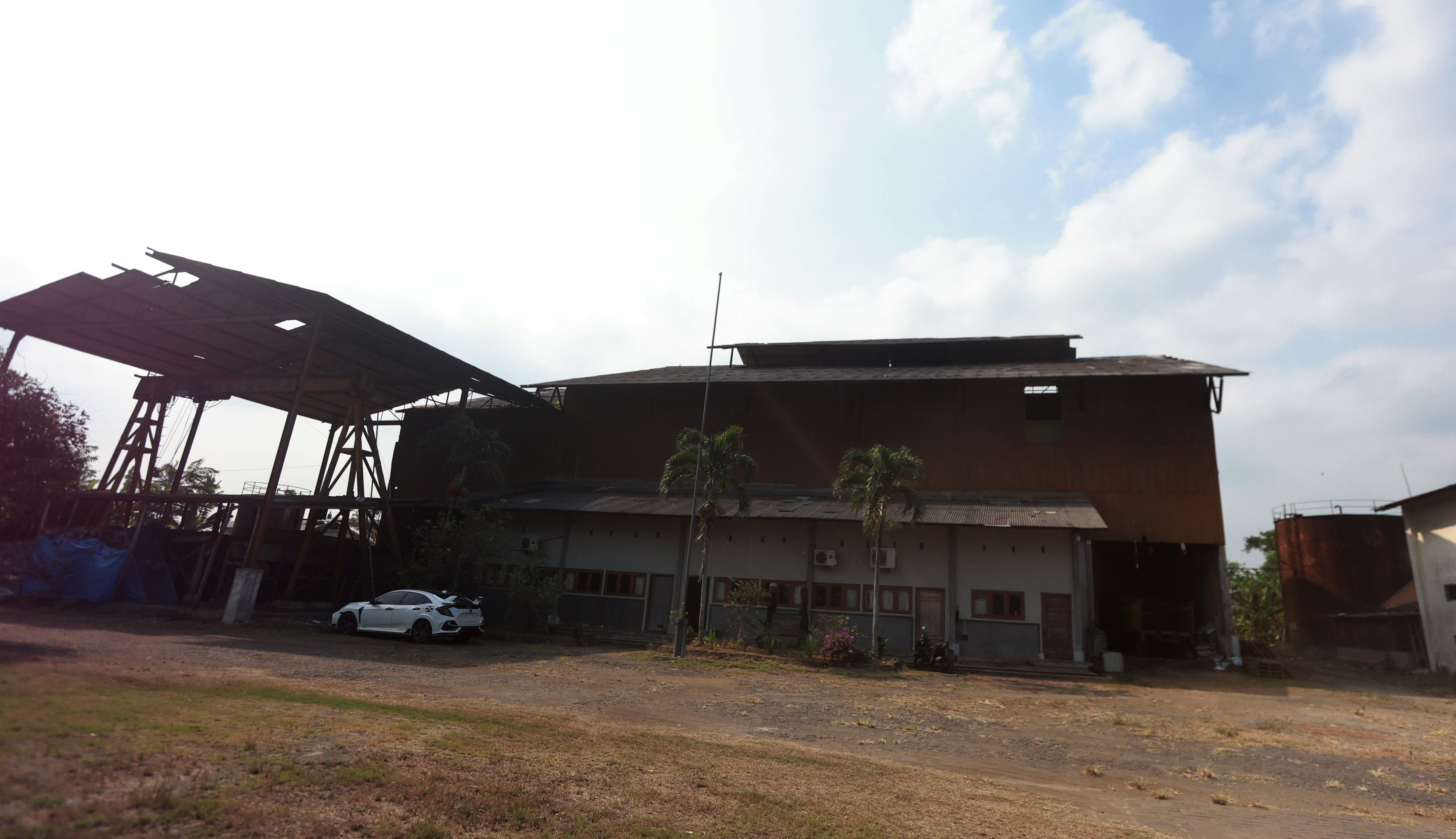 ASET: Tanah dan bangunan gedung PT Kigumas di Desa Ganjaran, Kecamatan Gondanglegi, Kabupaten Malang. Pabrik gula milik Pemkab Malang dan KUD Gondanglegi hanya beroperasi tiga kali.