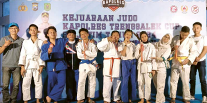 MANFAATKAN TEKNOLOGI: Kontingen Judo Kota Malang bersiap menjalani pertandingan di Kapolres Trenggalek Cup 2024 pada akhir bulan Juni lalu.