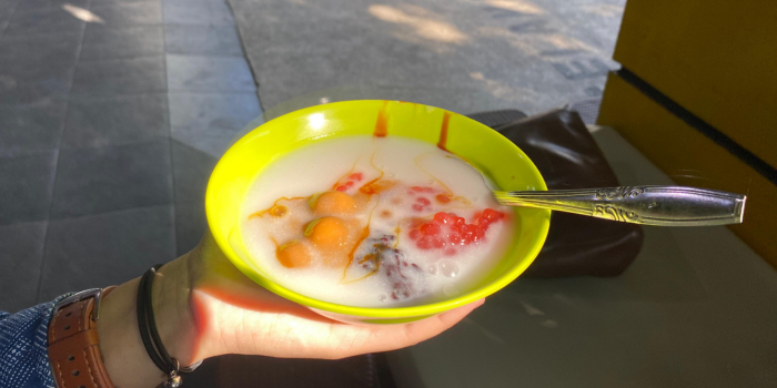 Potret Tampilan Bubur Duro Milik Warung Nasi Bu