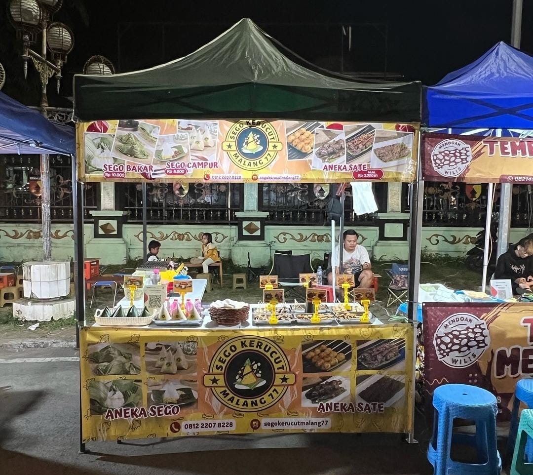 Stan Makanan yang Ada di Pasar Malam Brawijaya