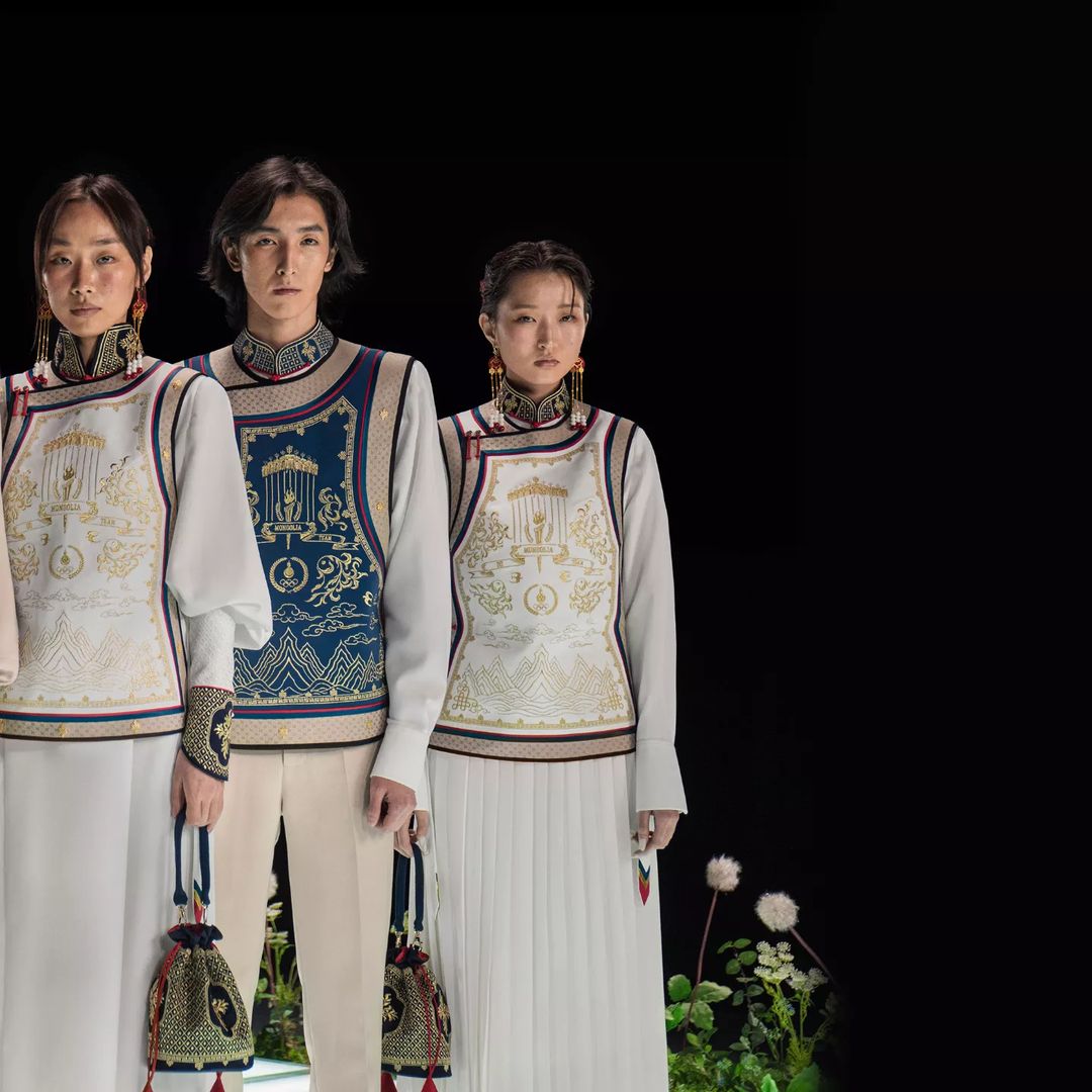 Seragam Atlet Mongolia pada Olimpiade Paris 2024 (instagram/michelamazonka)