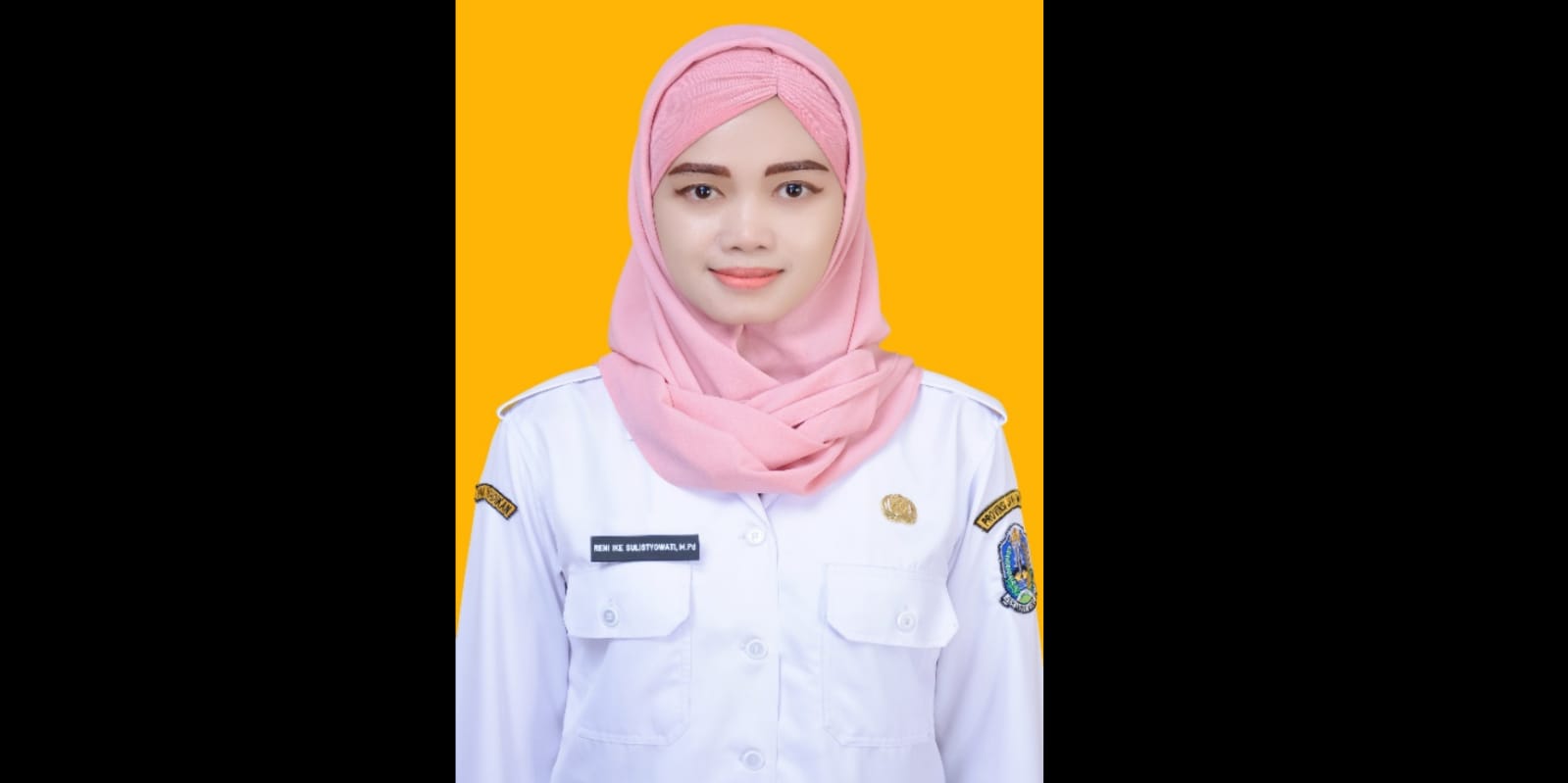 Reni Ike Sulistyowati, M.Pd. - Guru Bidang Studi Bahasa, Sastra Indonesia, dan Daerah SMA Negeri 1 Kepanjen