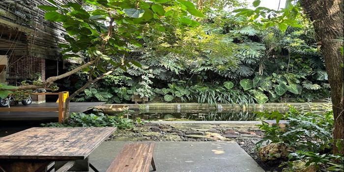Gartenhaus Co Malang.