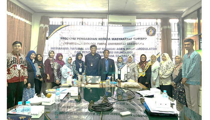 Departemen Biologi UB bersama guru Biologi SMA se-Malang Raya.