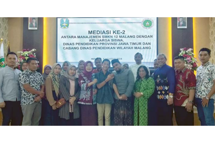 SEPAKAT DAMAI: SMKN 12 Malang melakukan mempertemukan guru dengan keluarga siswa yang menjadi korban penganiayaan kemarin siang.