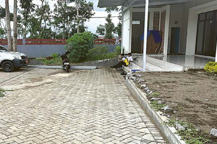 TUNGGU PENYERAHAN FISIK: Perumahan Grand Zam-Zam Regency sudah menyerahkan PSU secara administrasi.