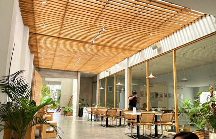 Interior Kotask Cafe Malang.
