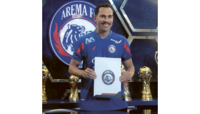 PUZZLE TERAKHIR: Gelandang asal Brazil Pablo Oliveira resmi menjadi bagian skuad Arema FC di Liga 1 2024/2025, kemarin.