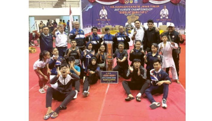 SEMANGAT BERTAMBAH: Tim Karate Kota Malang menjadi juara di AKF Karate ChampionshipSoegijat Baba Cup II 2024 Minggu lalu (11/8).